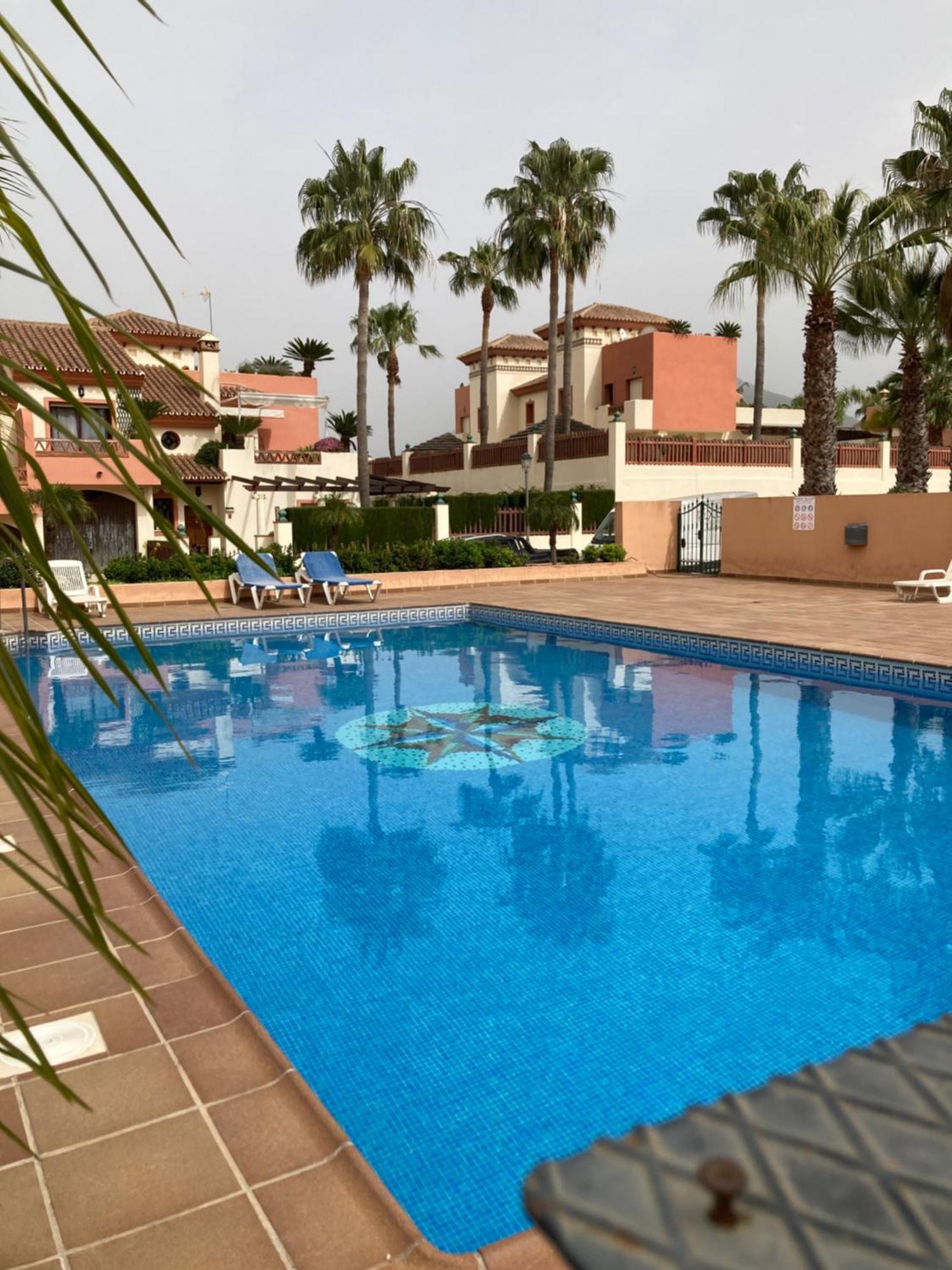 Garden View Apartment Coin Luaran gambar